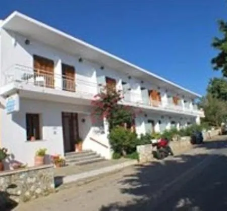 Hotel Artemon