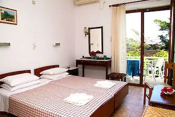 Artemon Hotel 3*