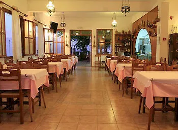 Hotel Artemon 3*
