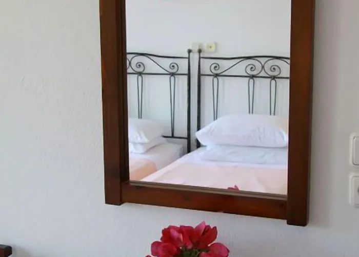 Hotel Artemon Hotel Artemonas