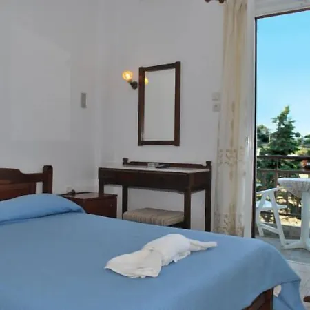 Artemon Hotel فندق