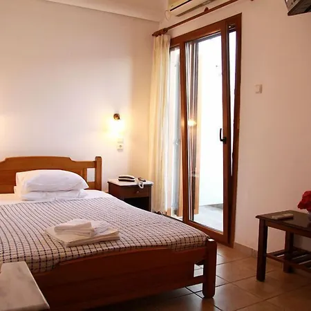 מלון Artemon Hotel