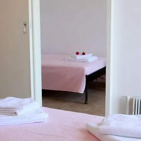 Artemon Hotel فندق أرتيموناس