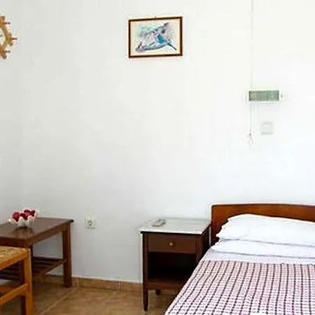 Artemon Hotel Hotel