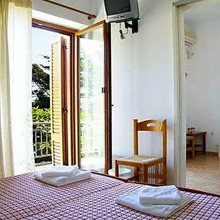 Artemon Hotel Hotel