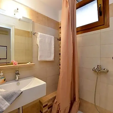 Artemon Hotel 3* Artemonas