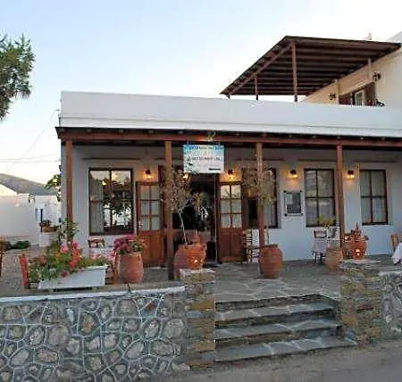 Artemon Hotel