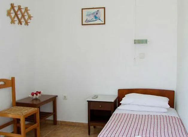 αρτεμών Αρτεμώνας