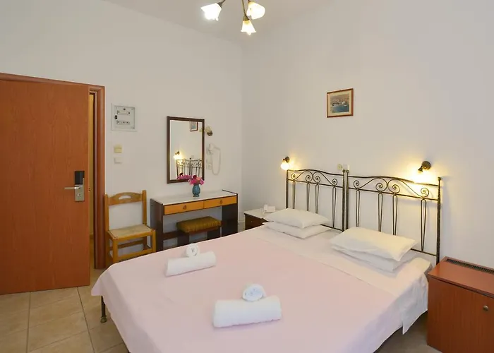 αρτεμών Ξενοδοχείο Αρτεμώνας