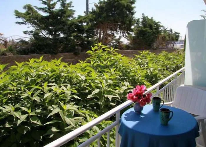 Ξενοδοχείο αρτεμών Αρτεμώνας