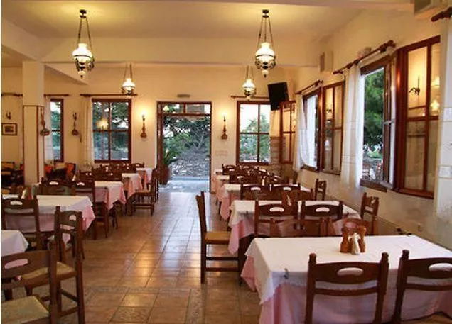 αρτεμών Ξενοδοχείο 3*