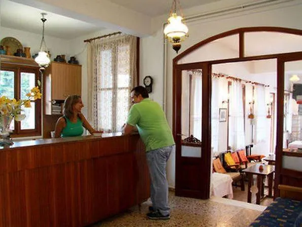 αρτεμών Αρτεμώνας